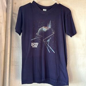 Vintage 80’s Epcot tee Disney